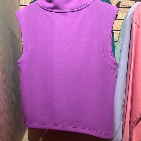 NWT Varley Magnolia 2.0 Tank. DoubleSoft. Color: striking purple. Size small - Picture 5 of 5